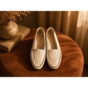 Cole Haan White Woven Leather Loafers Moc Toe Slip On Flats Women 8.5N Narrow